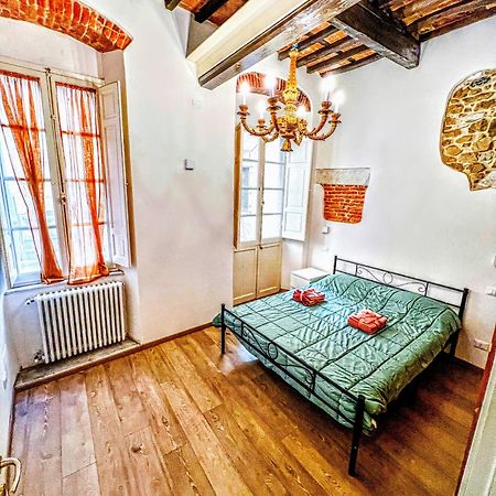Apartamento -The Old Town Quarry- Carrara Centro Exterior foto