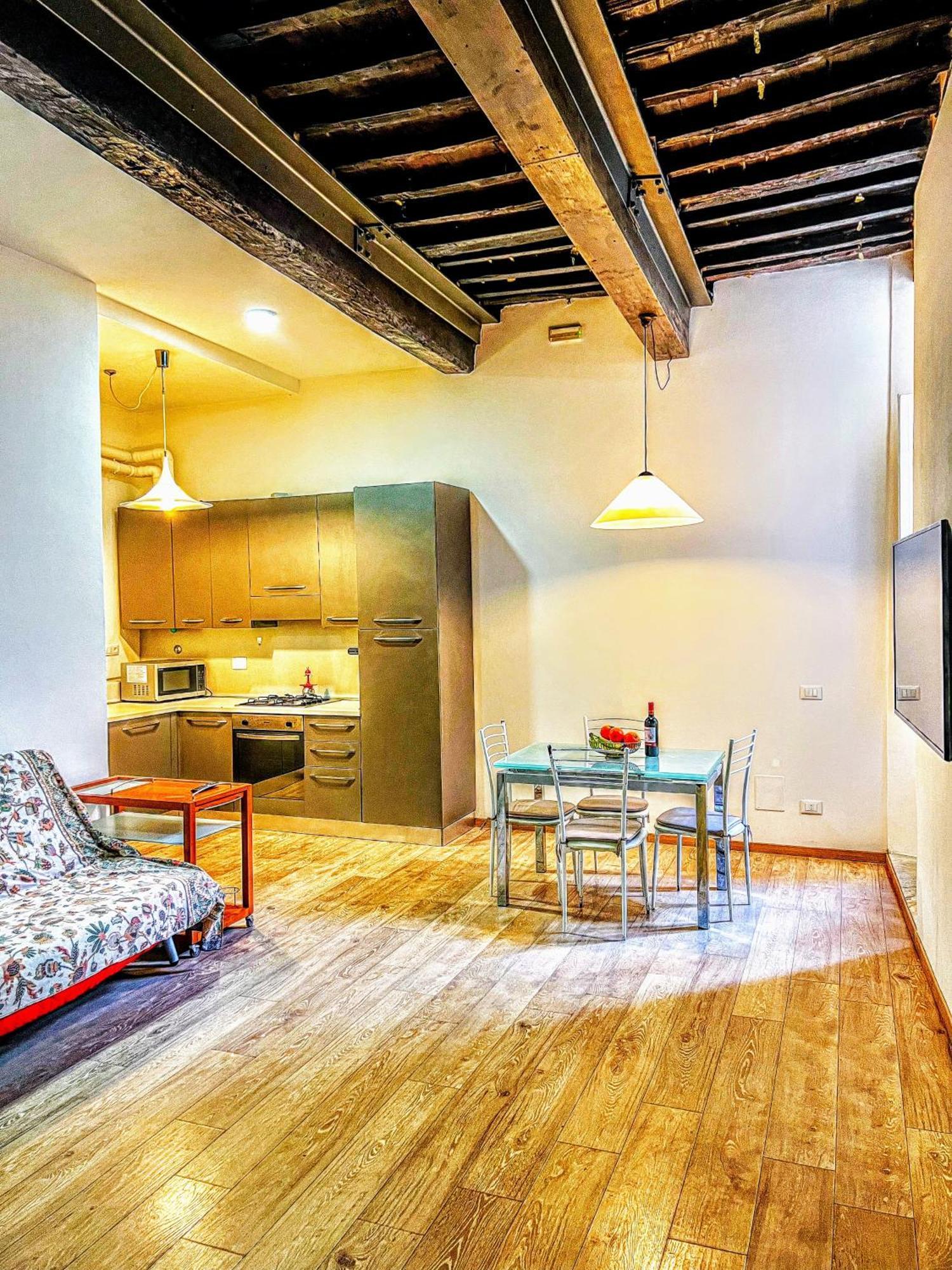 Apartamento -The Old Town Quarry- Carrara Centro Exterior foto