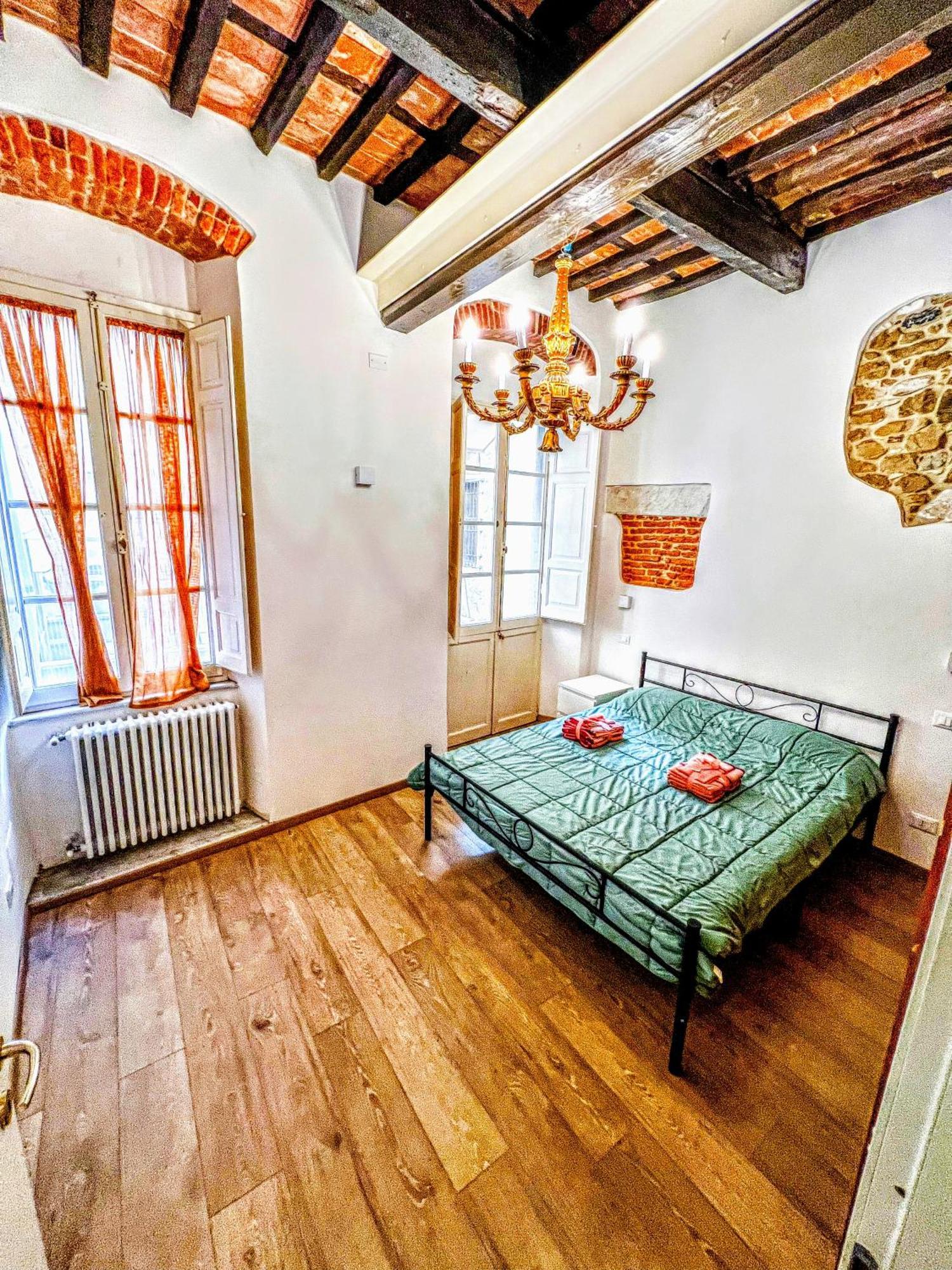 Apartamento -The Old Town Quarry- Carrara Centro Exterior foto
